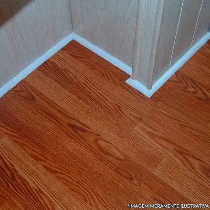 rodapé piso laminado